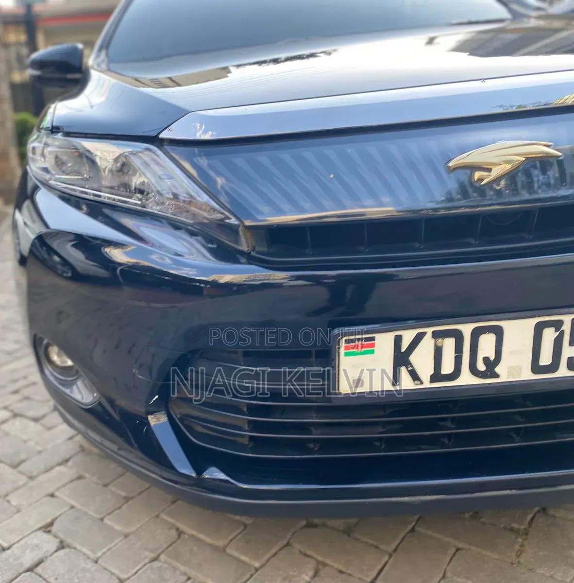 Toyota Harrier 2.0 2017 Black