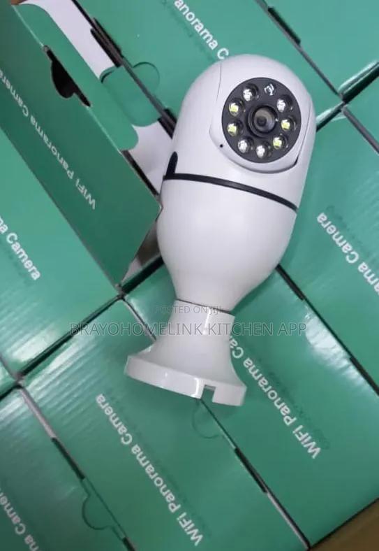 *Wifi PTZ 360 Rotating CCTV Camera Bulb