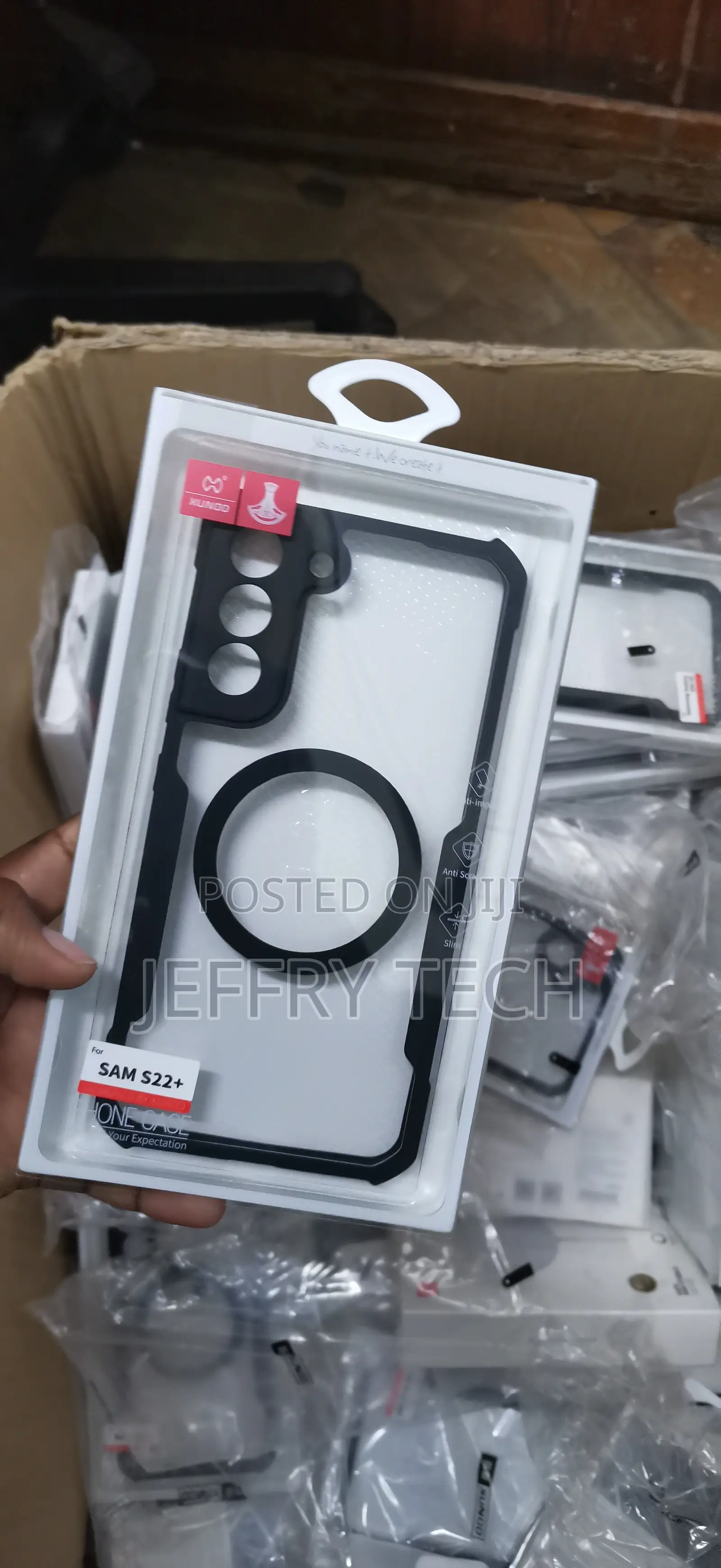 Magnetic Shockproof Phone Case for Samsung Galaxy S22 Plus