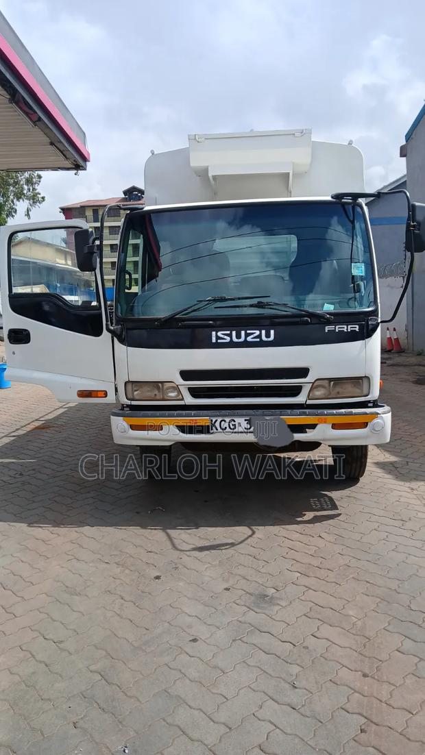 Isuzu FRR Kichwa Ng,Ombe Very Clean