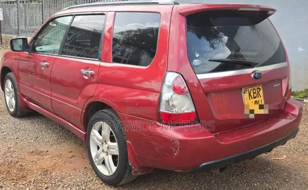 Subaru Forester 2005 Red