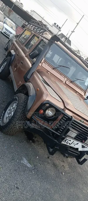 Land Rover Defender 2000