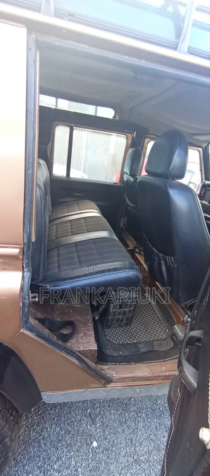 Land Rover Defender 2000
