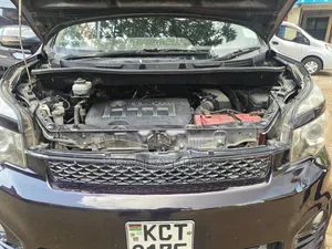 Toyota Voxy 2013 Purple