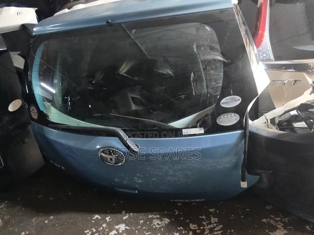 Toyota Passo 2012 Tailgate | Original, Clean Ready Fit
