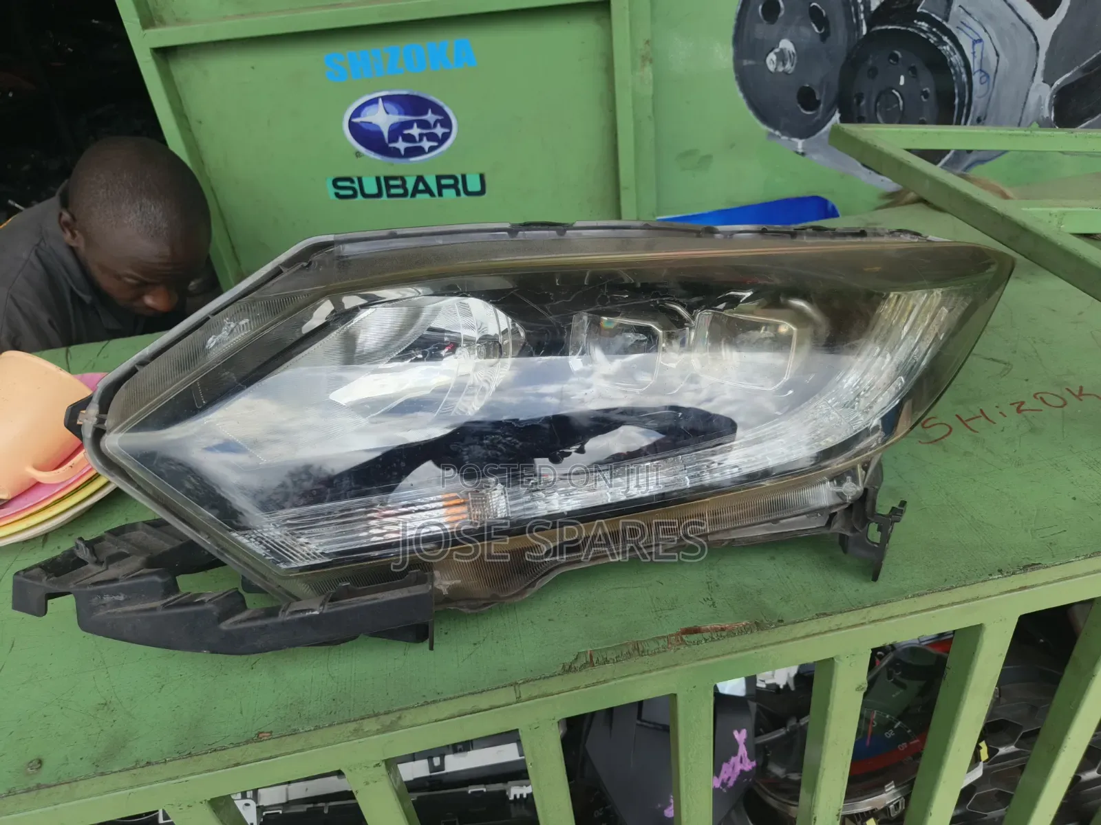  Title:
Honda Vezel Headlight | Original, Bright Clean