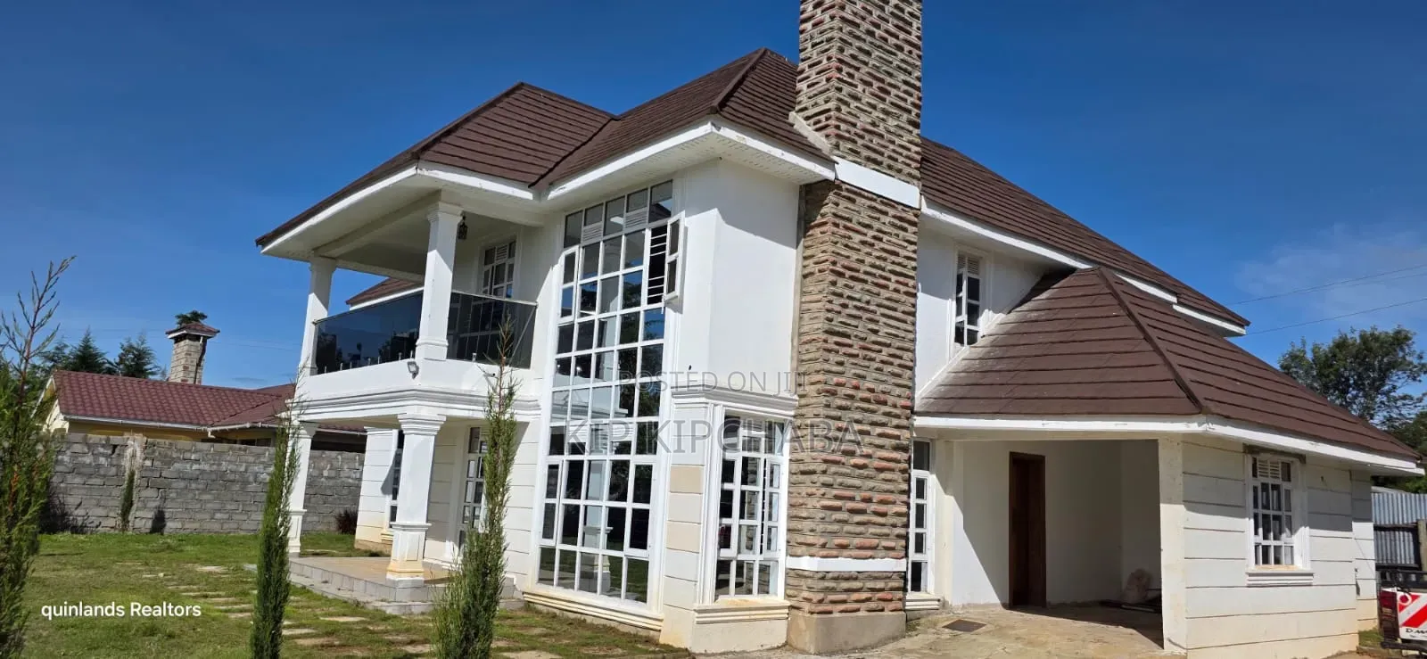6bdrm Mansion in Royalton, Racecourse for sale