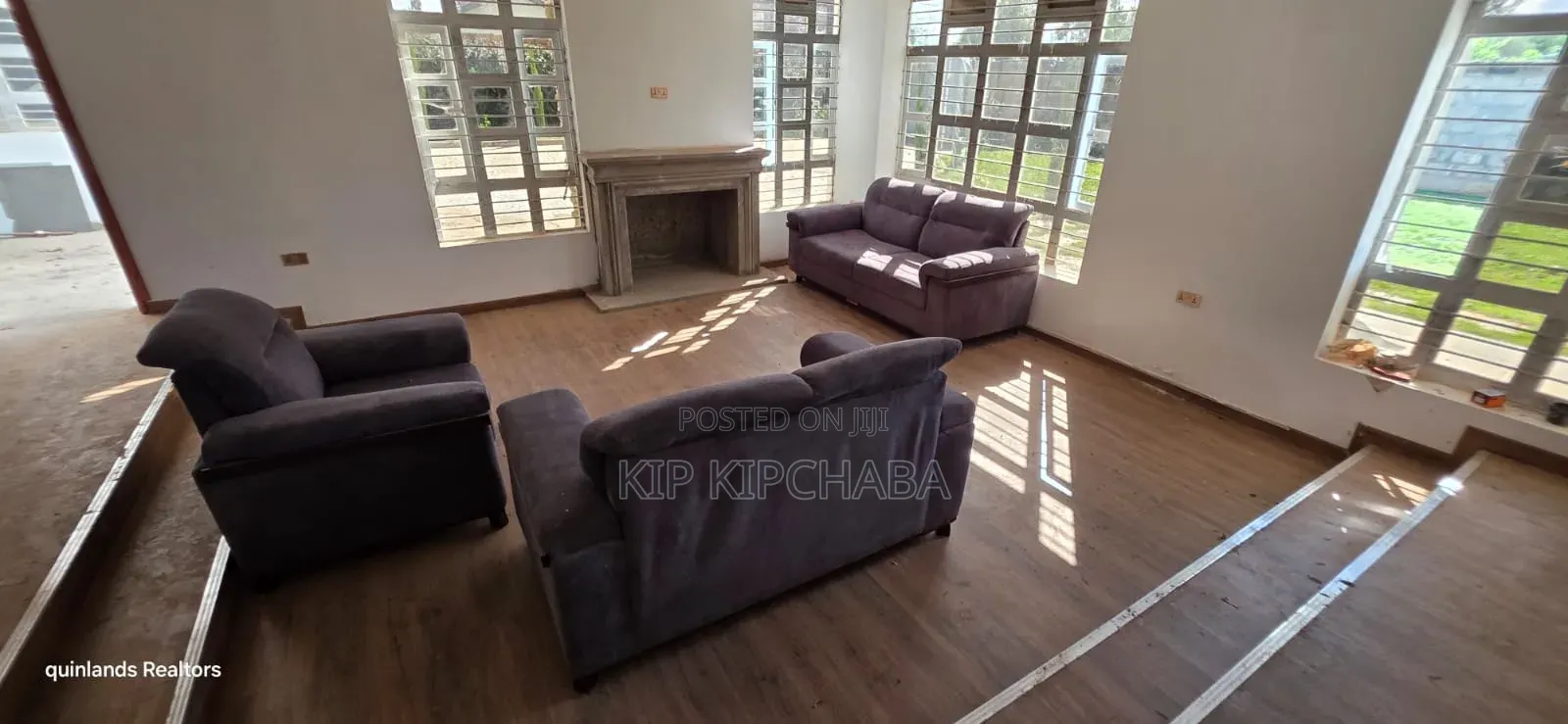 6bdrm Mansion in Royalton, Racecourse for sale