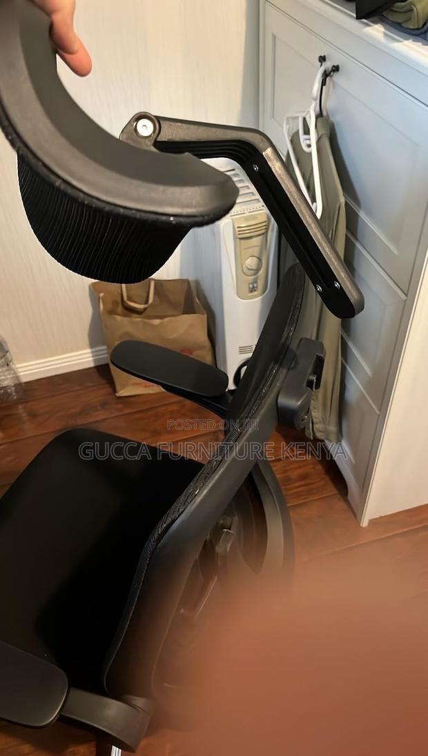 Ergonomic Orthopedic Chair. - thumbnail 2