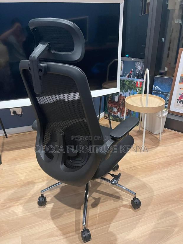 Ergonomic Orthopedic Chair. - thumbnail 5