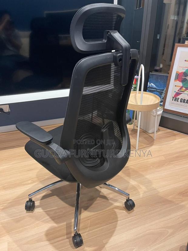 Ergonomic Orthopedic Chair. - thumbnail 6