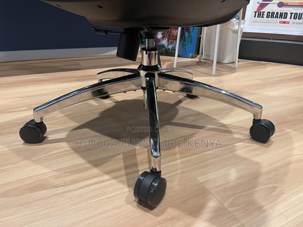 Ergonomic Orthopedic Chair. - thumbnail 8