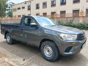 Toyota Hilux Revo Single Cab Deisel 2.4 RWD 2017 Gray