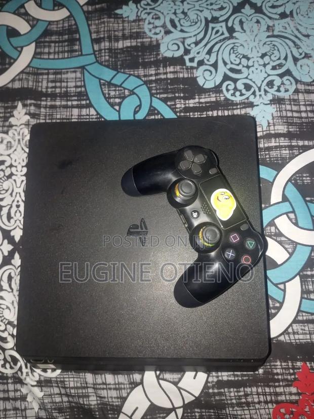 Ps 4 Slim Cheaped - main view
