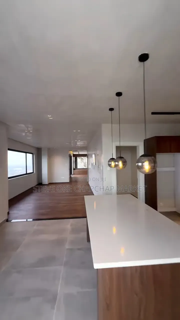 6bdrm Penthouse in Kilimani, Nairobi Central for sale