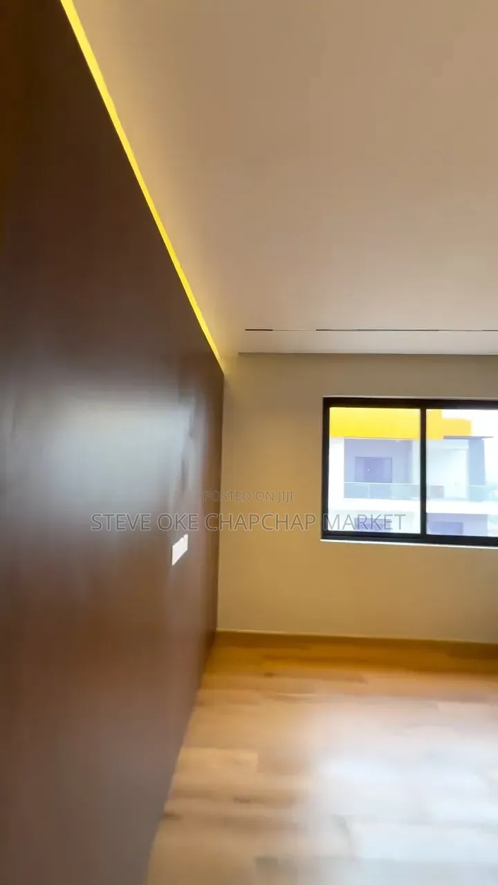 6bdrm Penthouse in Kilimani, Nairobi Central for sale