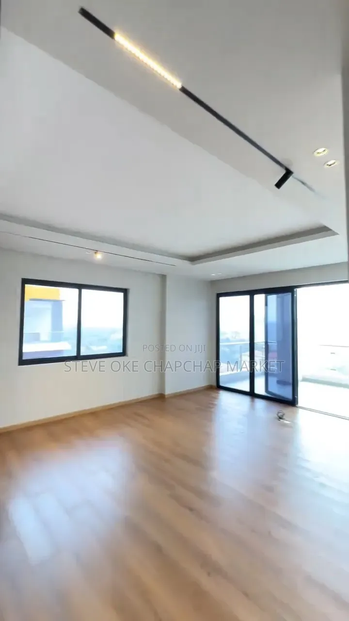6bdrm Penthouse in Kilimani, Nairobi Central for sale