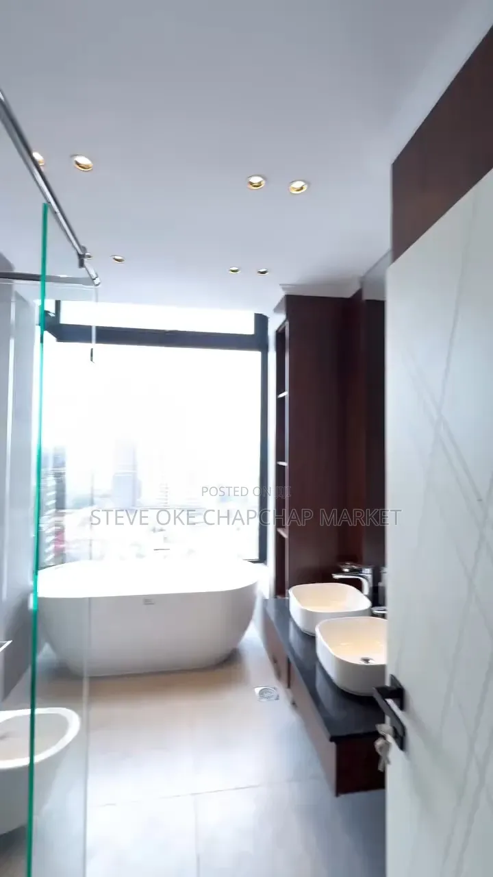 6bdrm Penthouse in Kilimani, Nairobi Central for sale