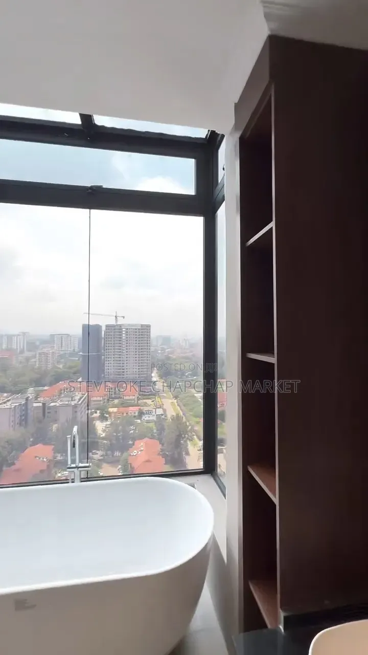 6bdrm Penthouse in Kilimani, Nairobi Central for sale