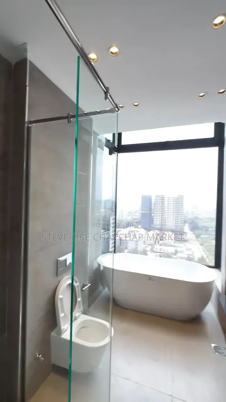 6bdrm Penthouse in Kilimani, Nairobi Central for sale