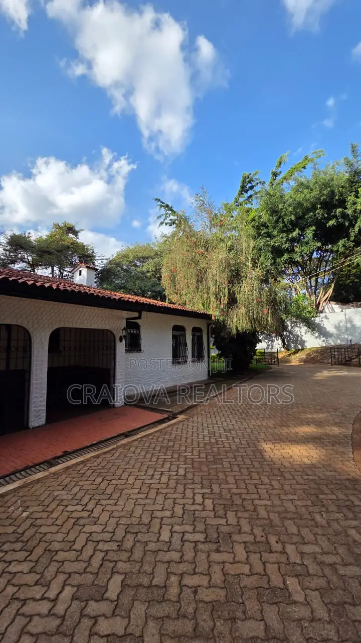 4bdrm Townhouse Terrace in Kitisuru for rent