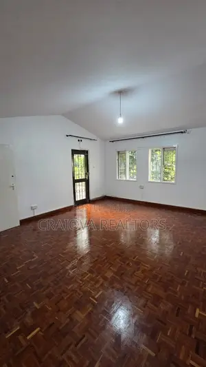 4bdrm Townhouse Terrace in Kitisuru for rent