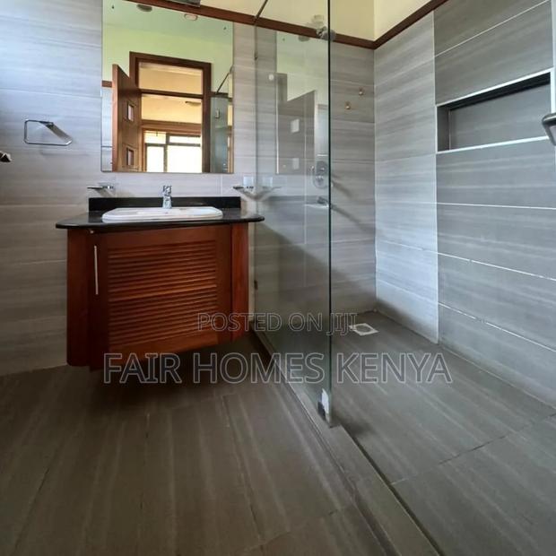 5bdrm Townhouse / Terrace in Gitanga Road, Valley Arcade for rent - thumbnail 17