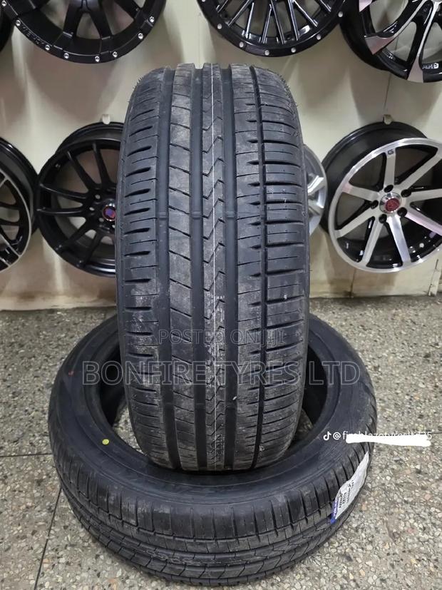 245/40zr20 Falken - main view