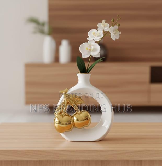 Modern Ceramic Vase With Golden Cherry Design :22*8*19cm Tet
