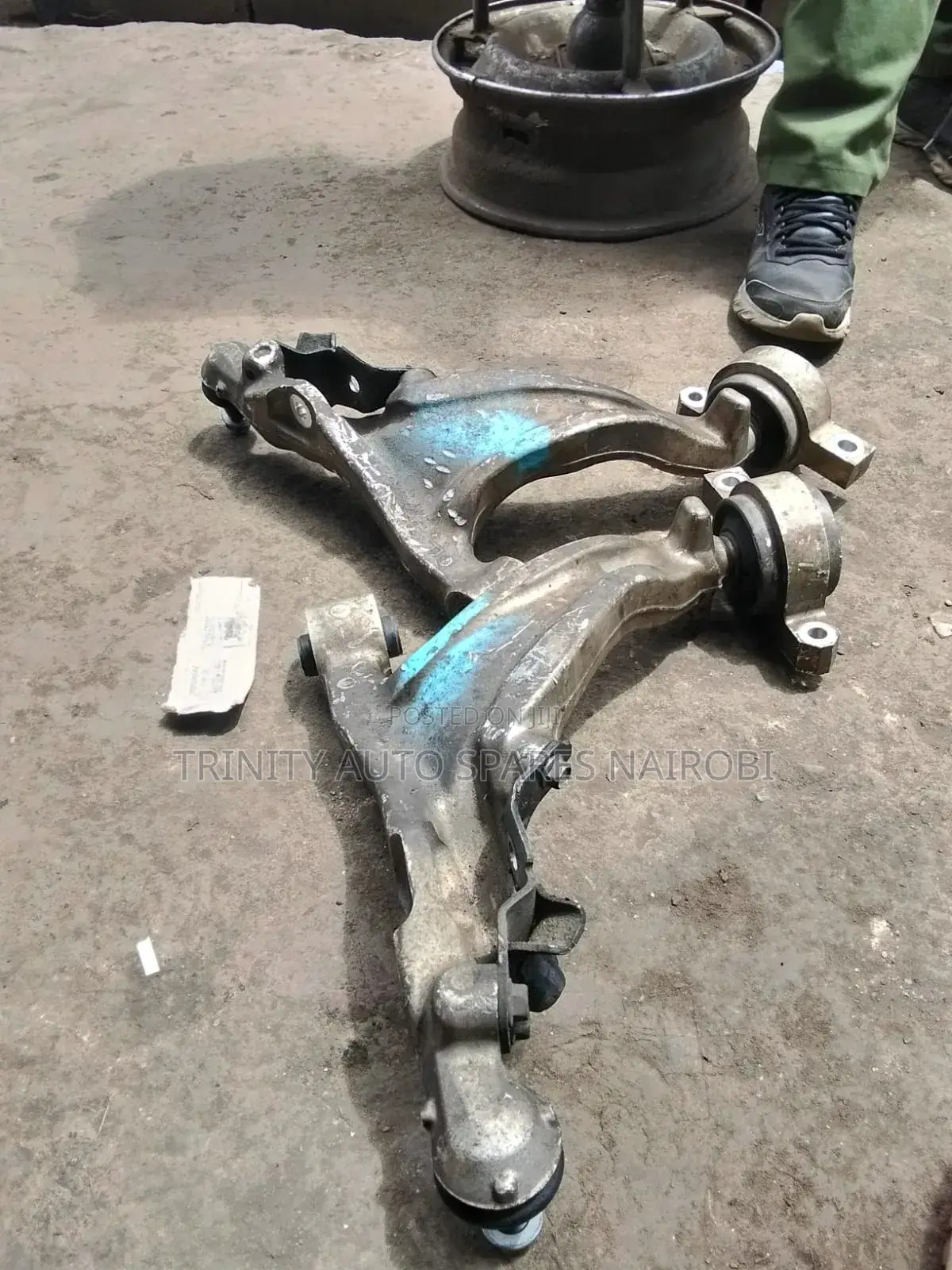 Original Ex Japan Nissan Fuga Front Control Arms