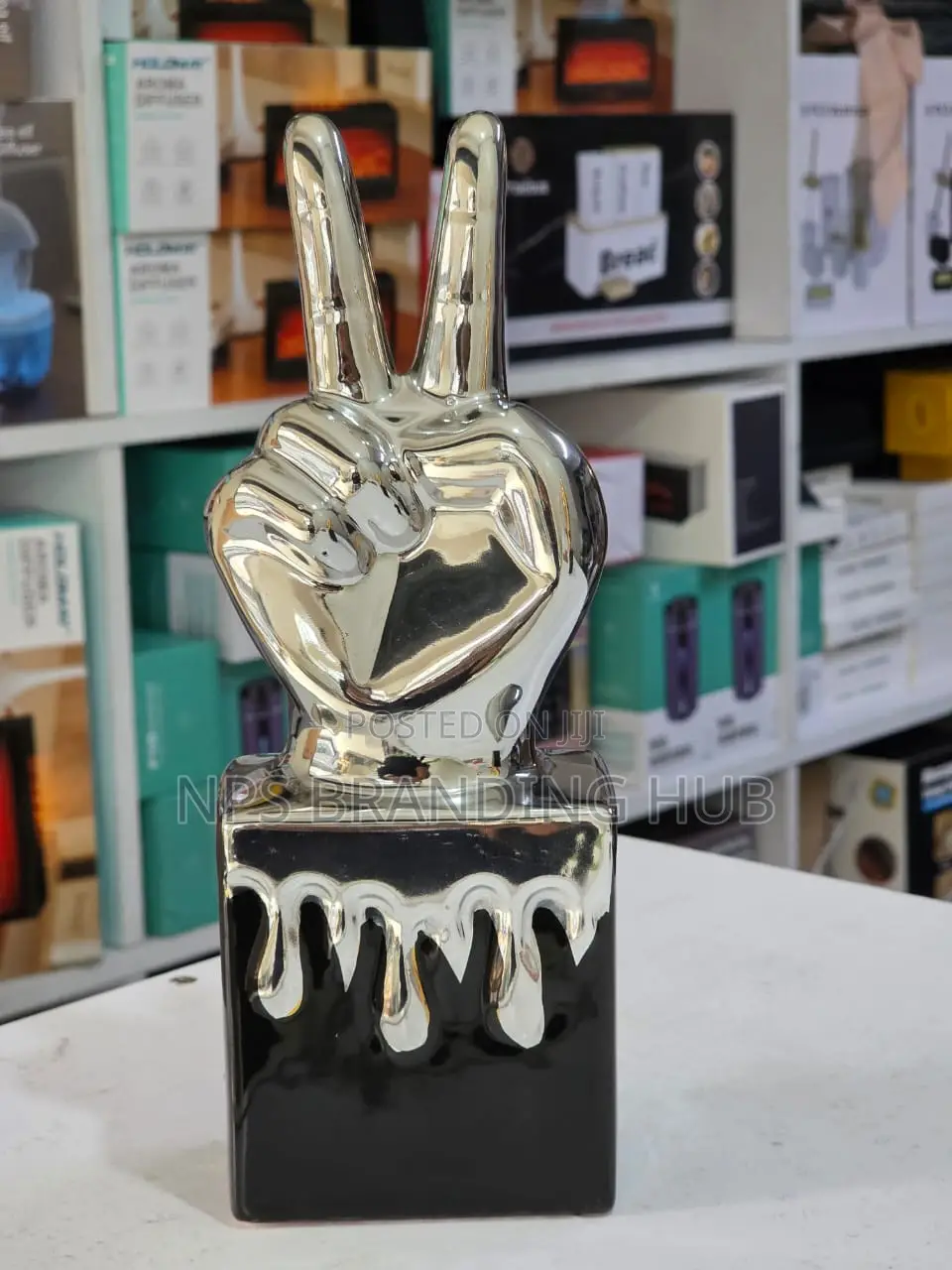 Creative Embroidery Medal Thumbs Up Tet