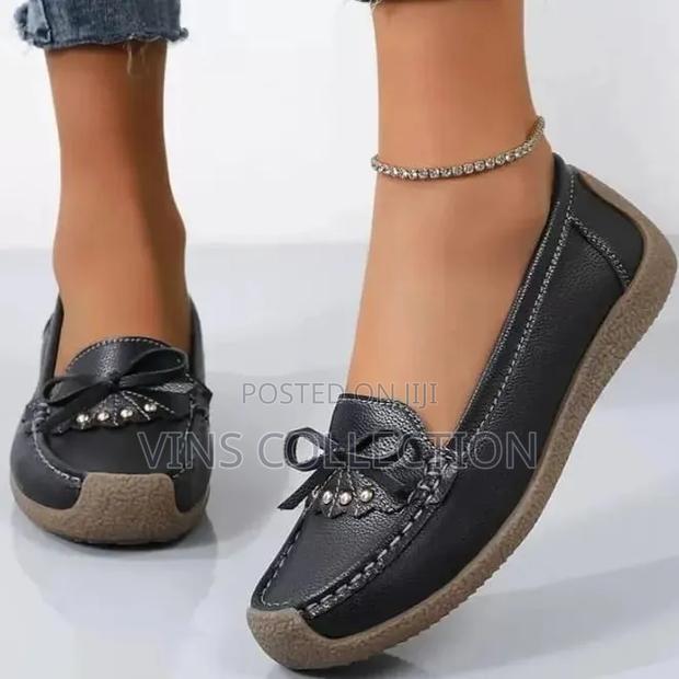 Ladies Comfy Loafers - thumbnail 3