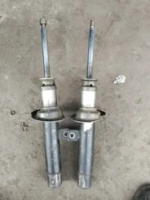 Original Ex Japan Peugeot 308 Front Shock Absorbers