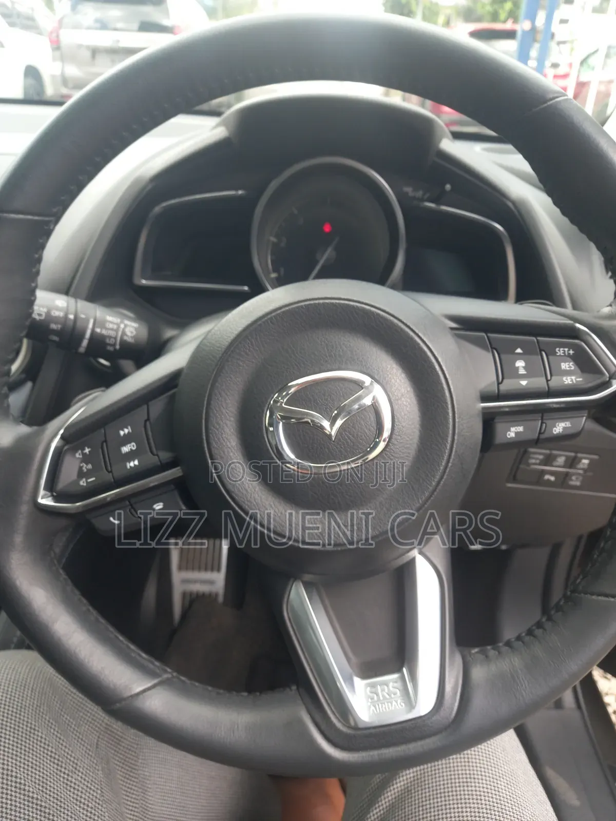 Mazda 2 2021 Gold