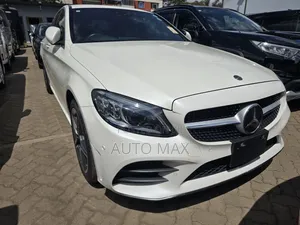 Mercedes-Benz C200 2019 White