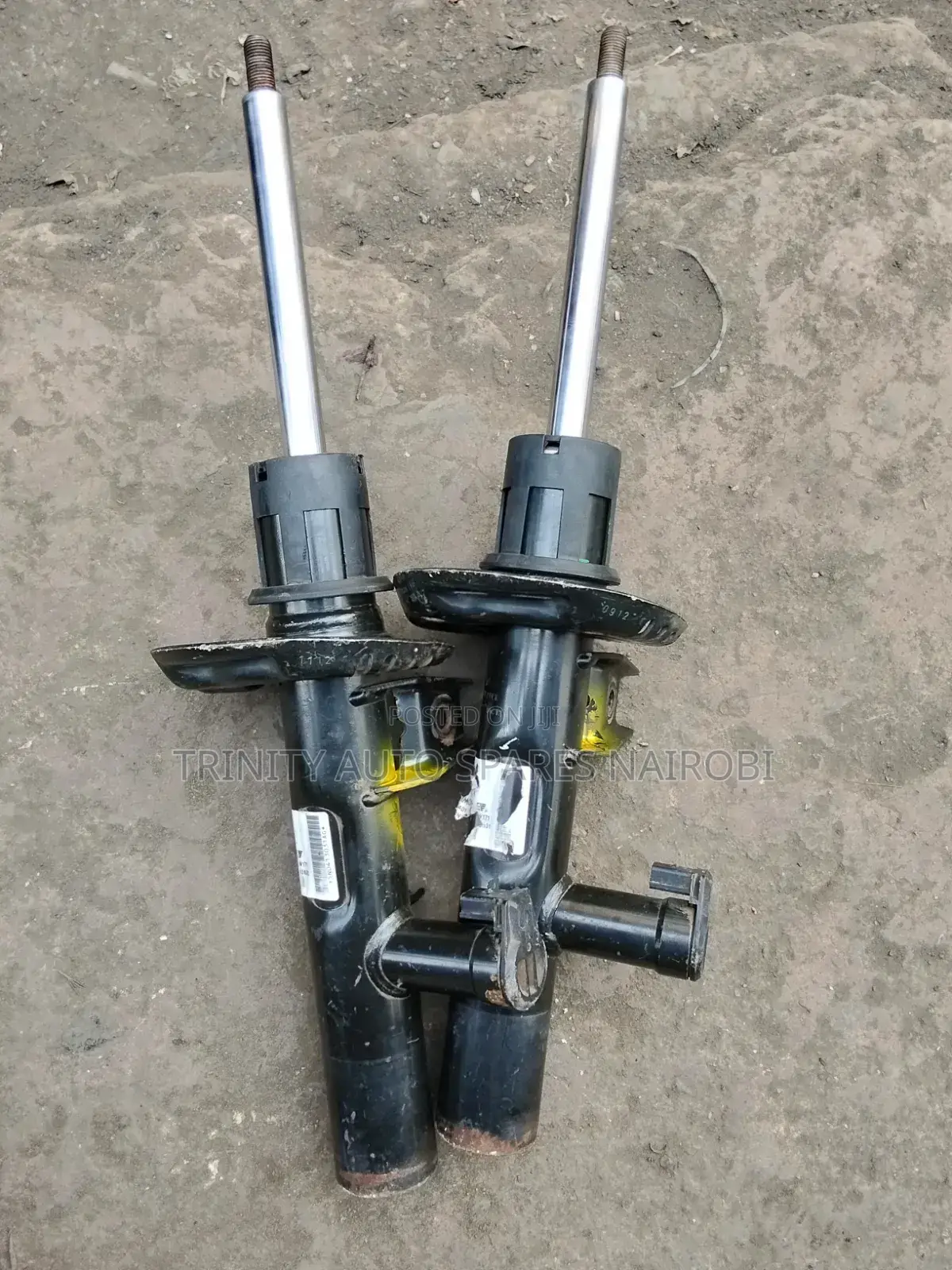 Original Ex Japan Golf Mk7 (With Sensors) Front Shock Absorbers