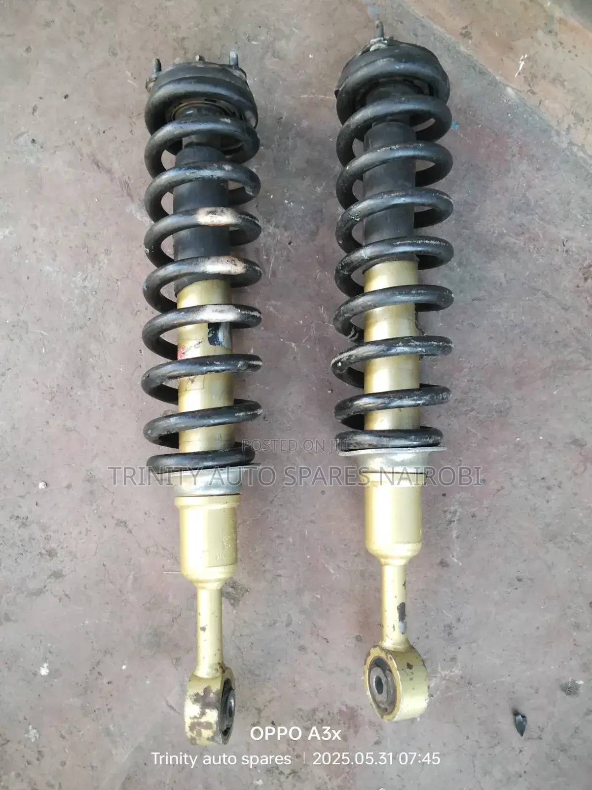 Original Io Ex Japan Toyota Landcruiser V8 Front Complete Shocks