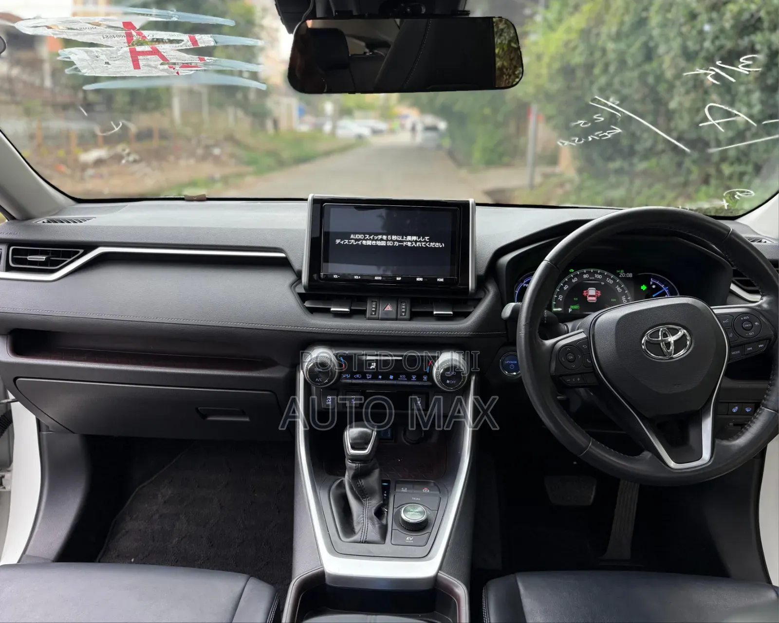 Toyota RAV4 2019 White