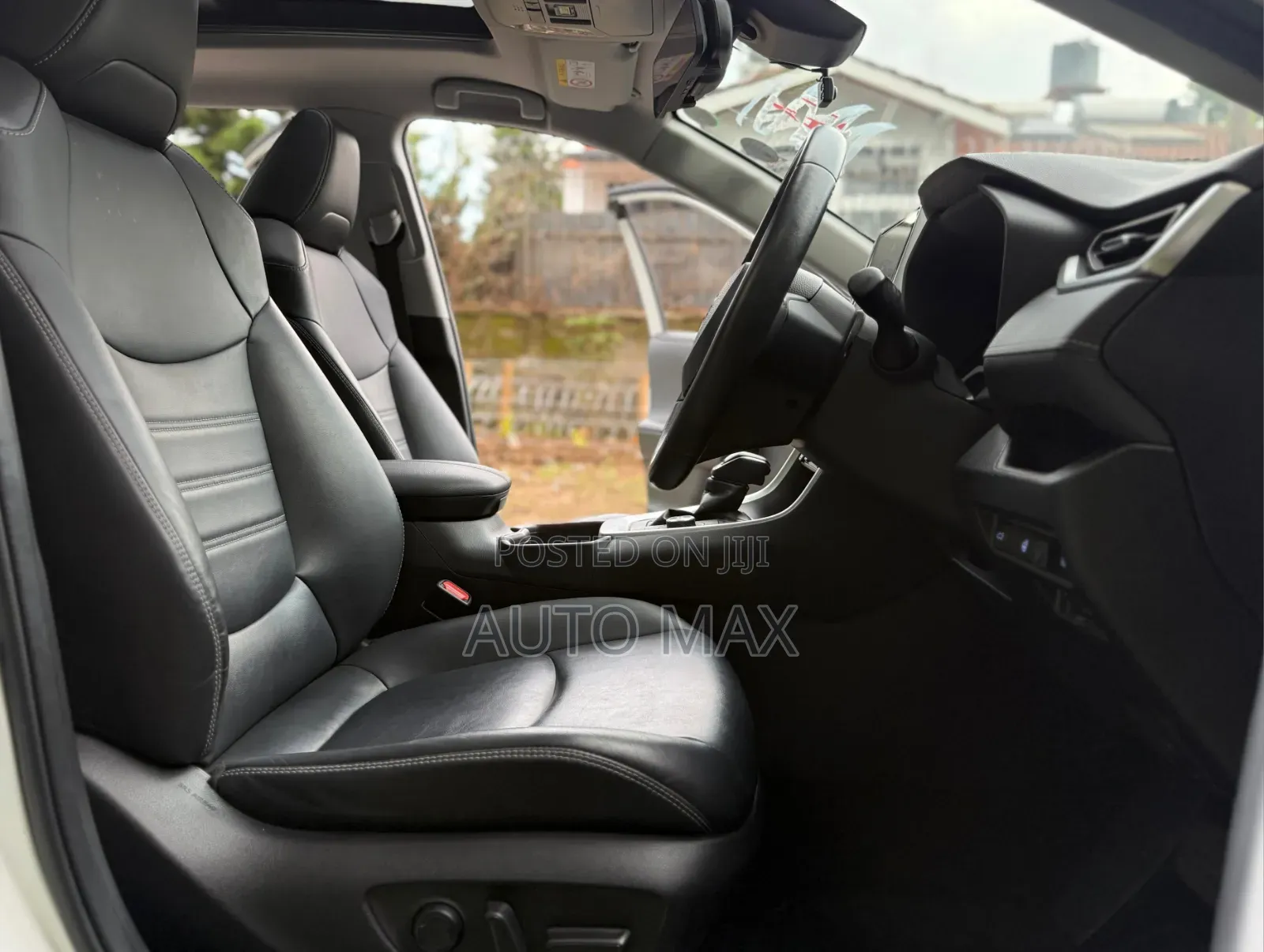 Toyota RAV4 2019 White