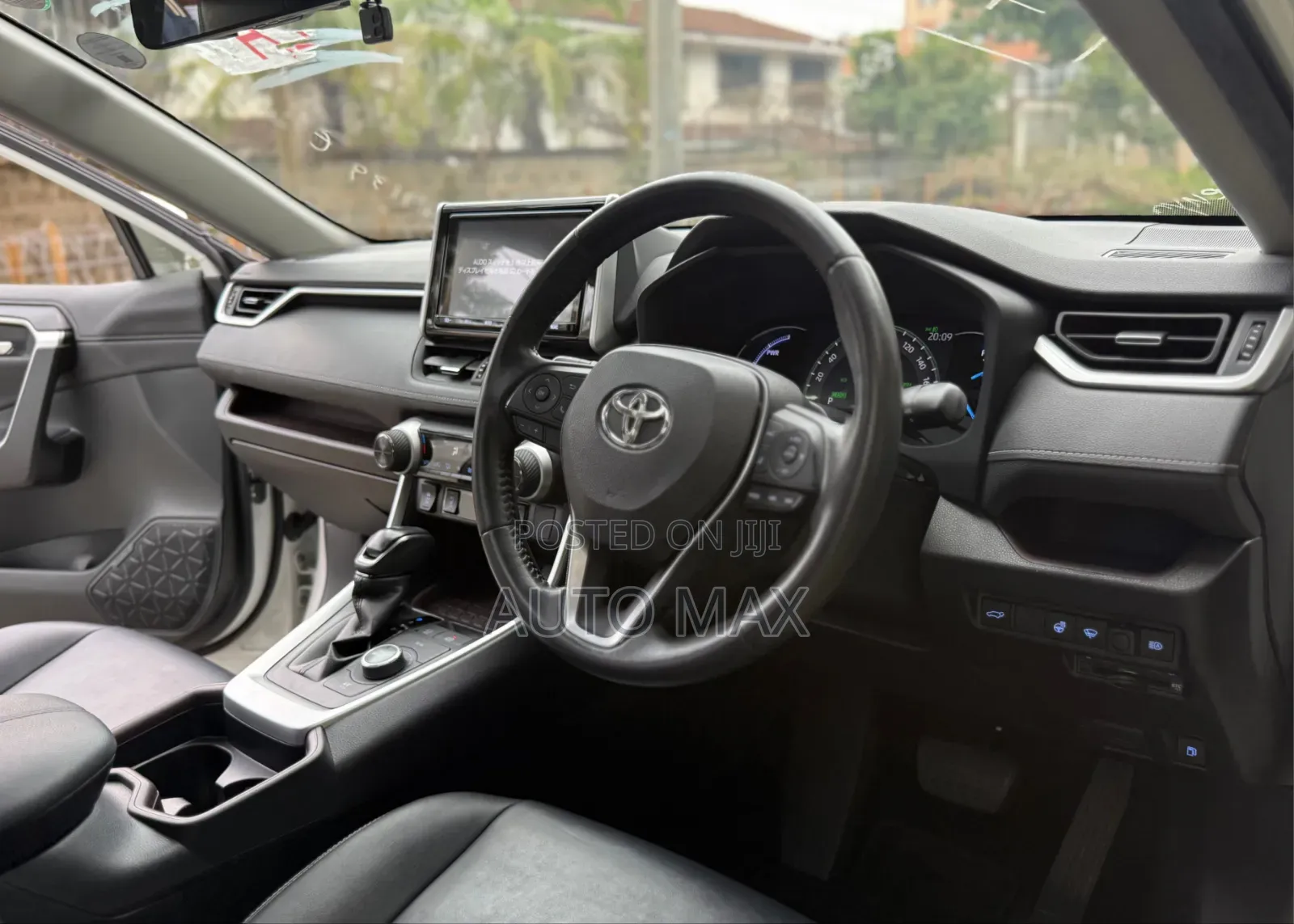 Toyota RAV4 2019 White