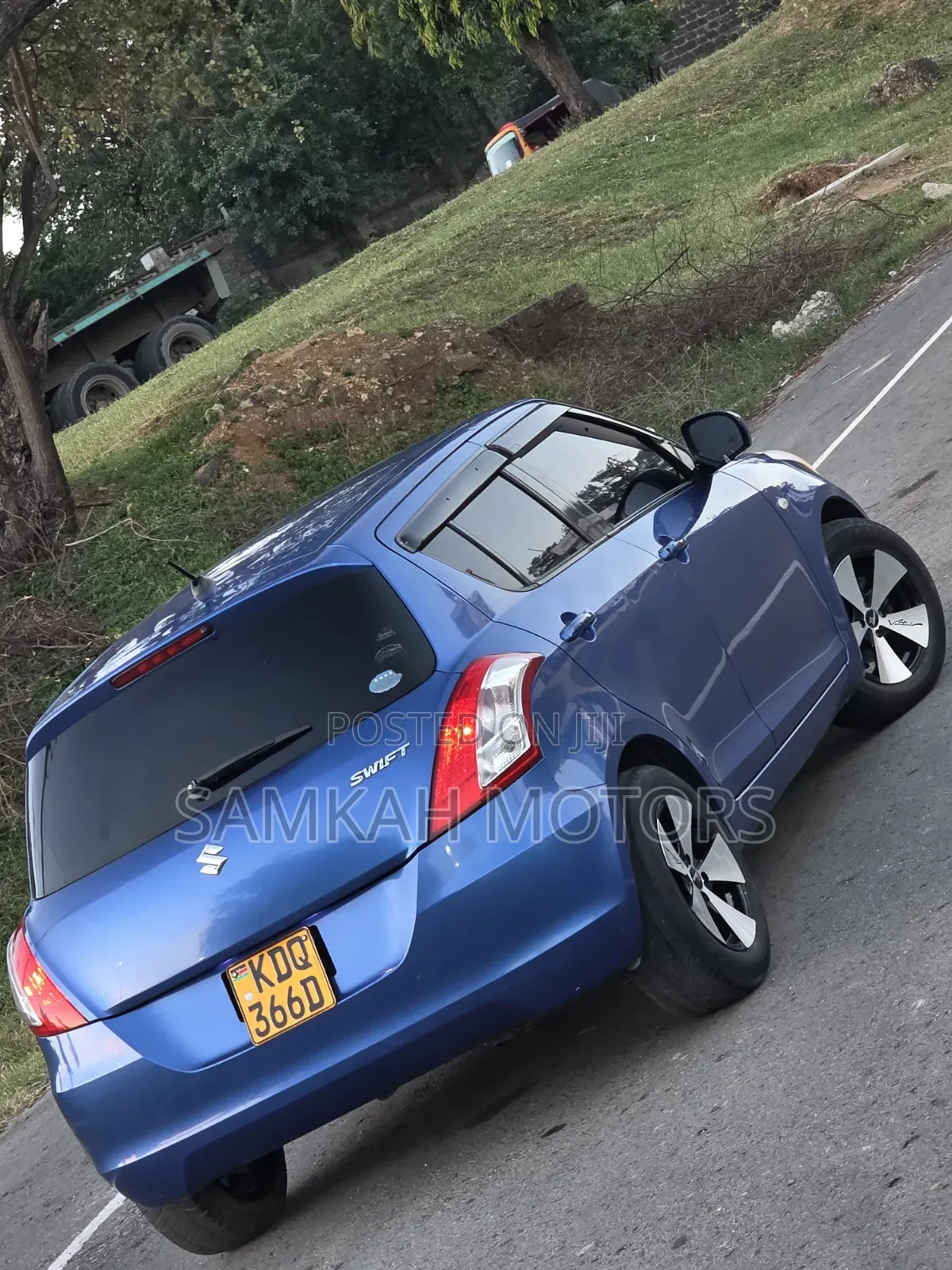 Suzuki Swift 2016 Blue
