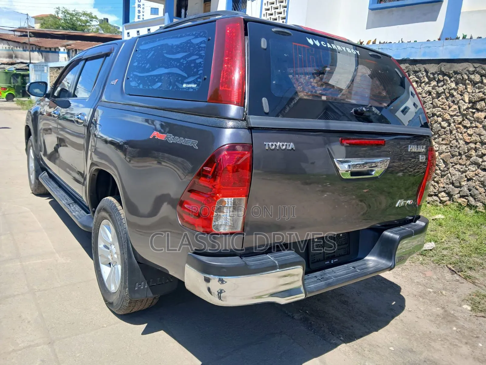 Toyota Hilux 2019 Gray