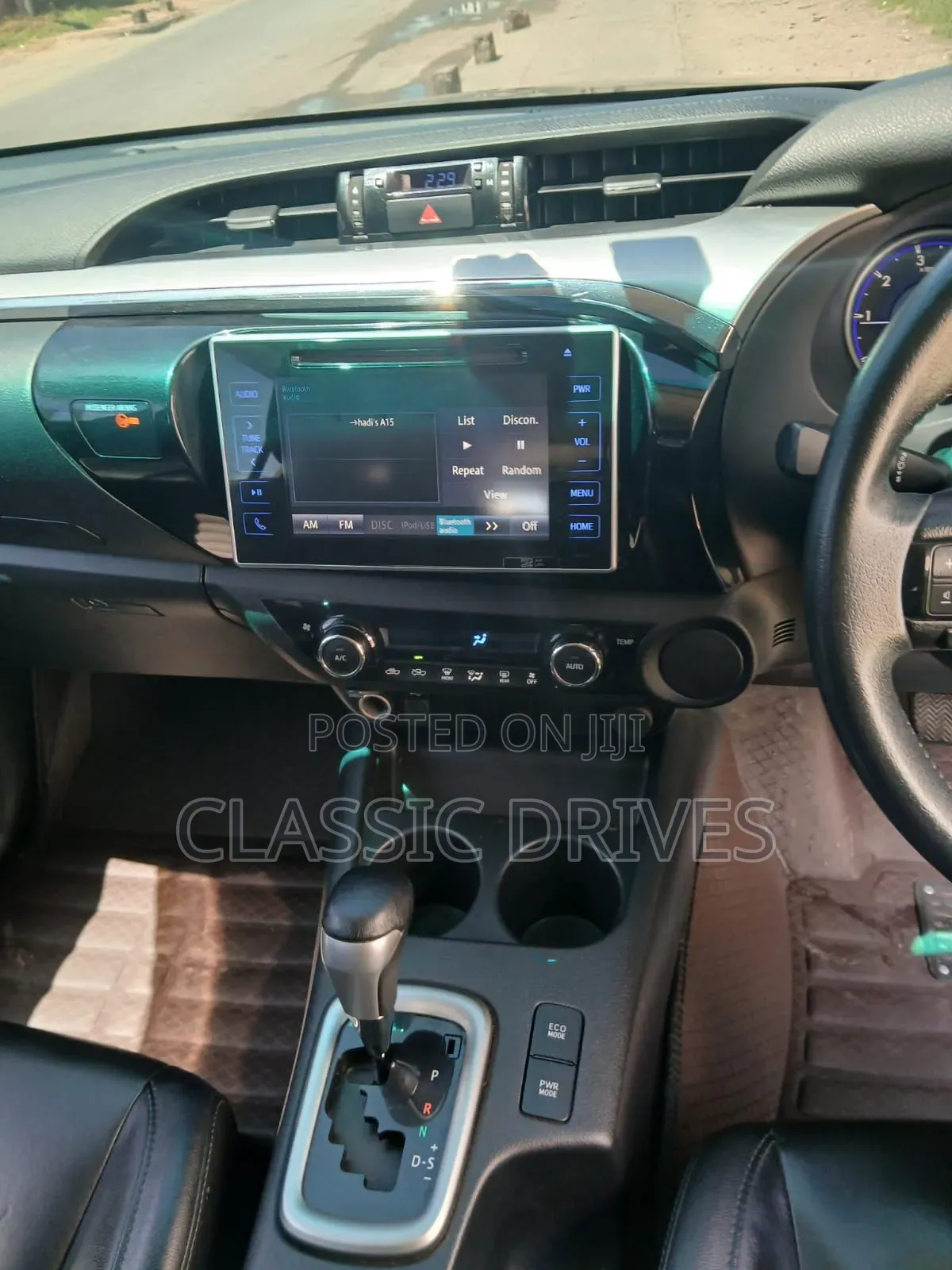 Toyota Hilux 2019 Gray