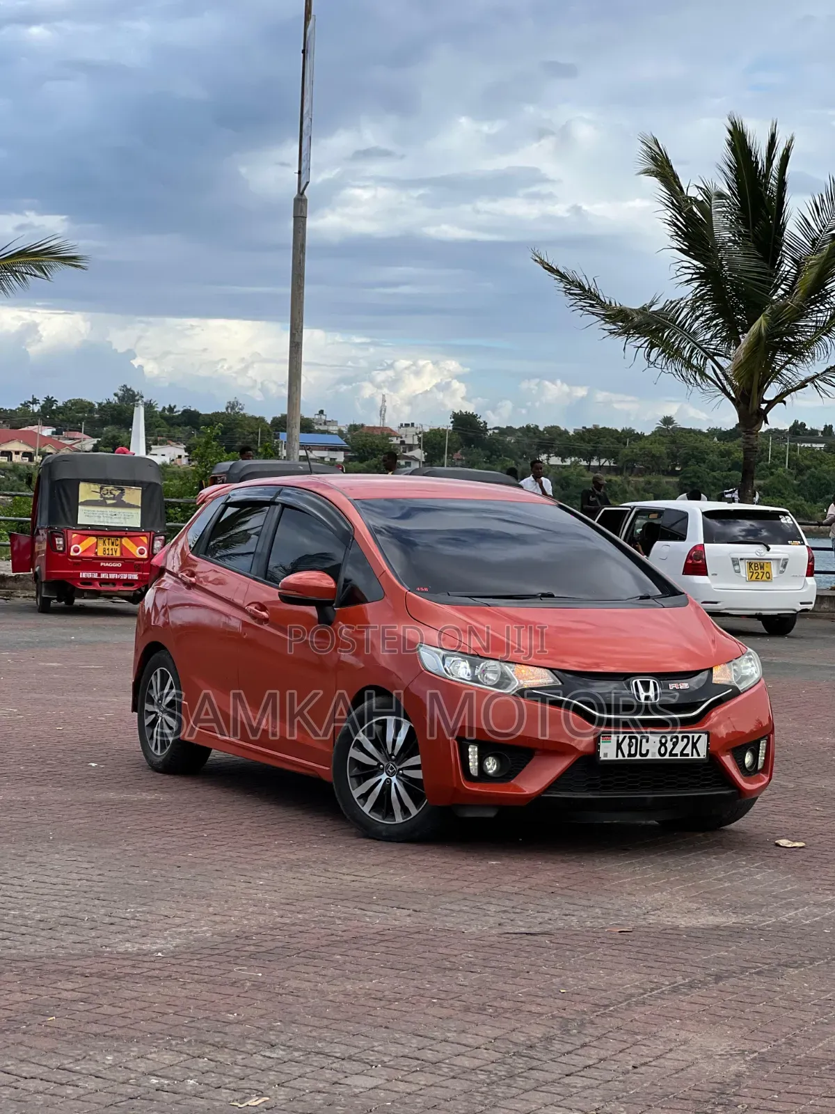 Honda Fit 2015 Orange