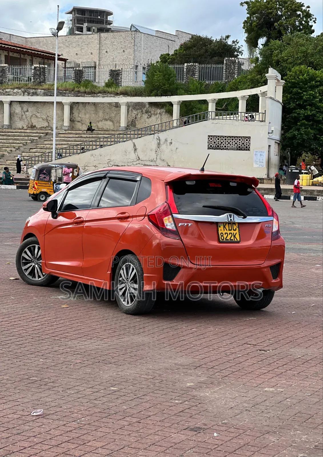 Honda Fit 2015 Orange