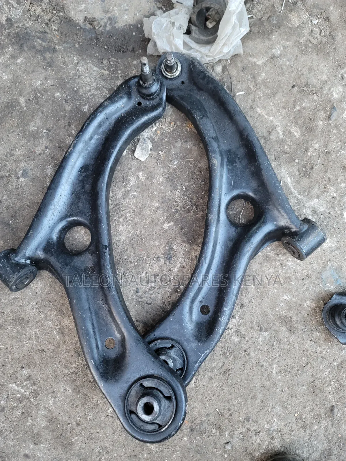Honda Fit 2018 Lower Arms