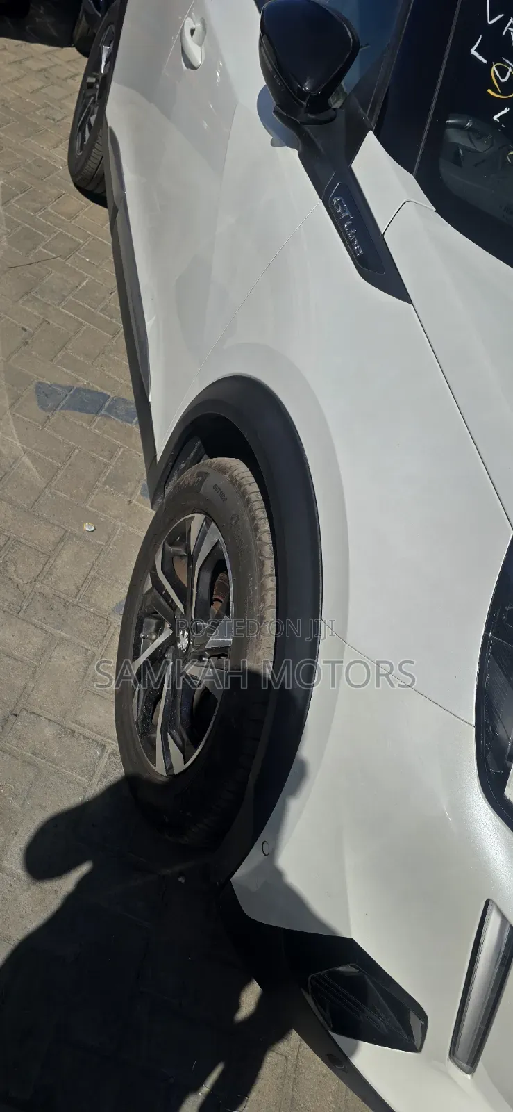Peugeot 2008 2021 White