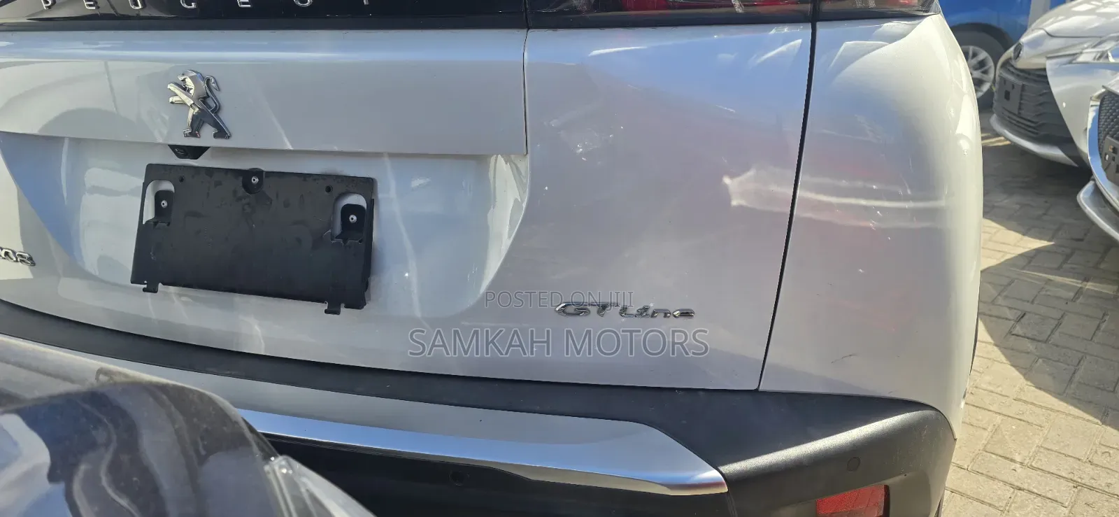 Peugeot 2008 2021 White