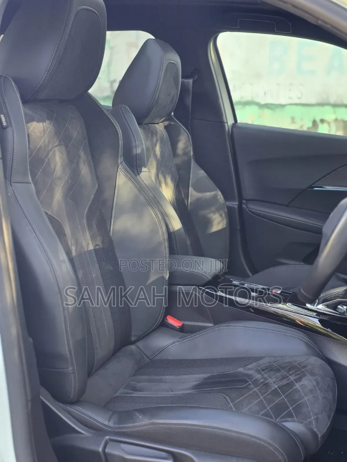 Peugeot 2008 2021 White