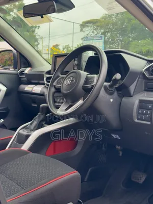 Toyota Raize 2020 Silver